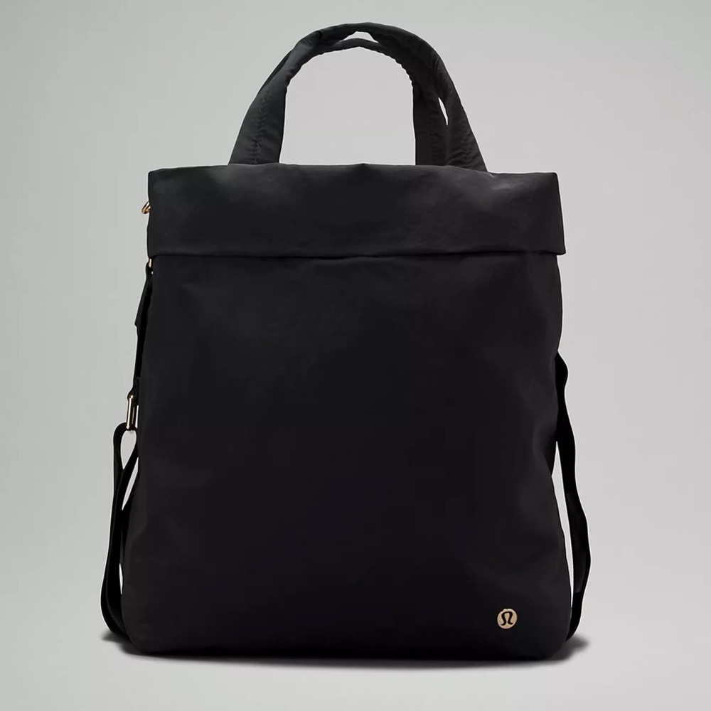 Lululemon On My Level Bag